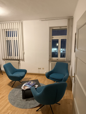 Teilen statt allein: Zwei Büroräume in gepflegtem Büro in Offenburg, 77652 Offenburg, Büro