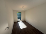Zimmer 2 - Doppelhaushälfte mit eigenem Bachlauf & Garten – ca.135 m² auf 3 Etagen in Müllheim