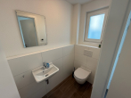 Gäste WC - Doppelhaushälfte mit eigenem Bachlauf & Garten – ca.135 m² auf 3 Etagen in Müllheim